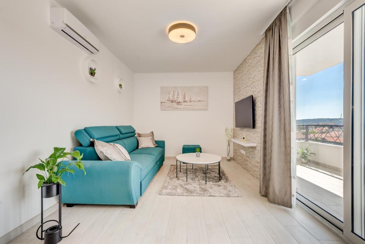 Modern 4* Luxury Apartment In Center Τρογκίρ Εξωτερικό φωτογραφία